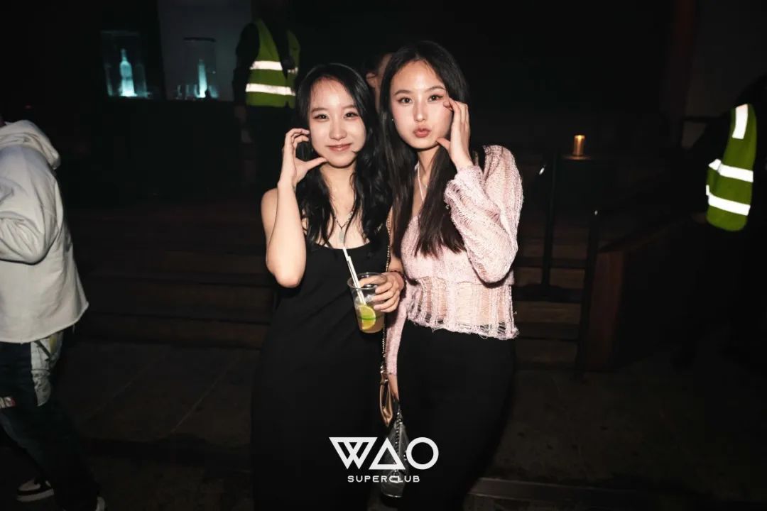 西安夜娱夜店蹦迪小游戏:抓手指的100种新玩法! 第35张
