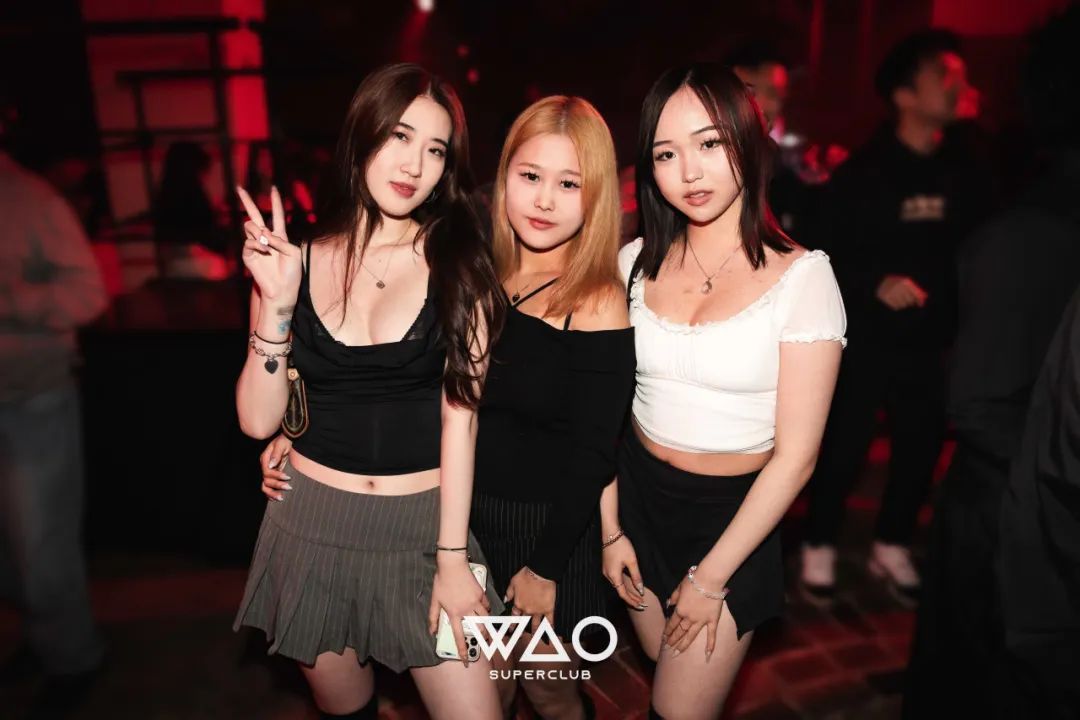 西安夜娱夜店蹦迪小游戏:抓手指的100种新玩法! 第38张