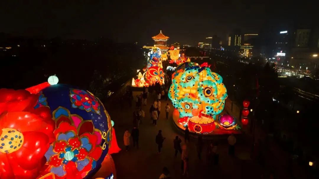 西安元宵节赏灯出行指南来,西安春节元宵节夜晚娱乐休闲 第2张