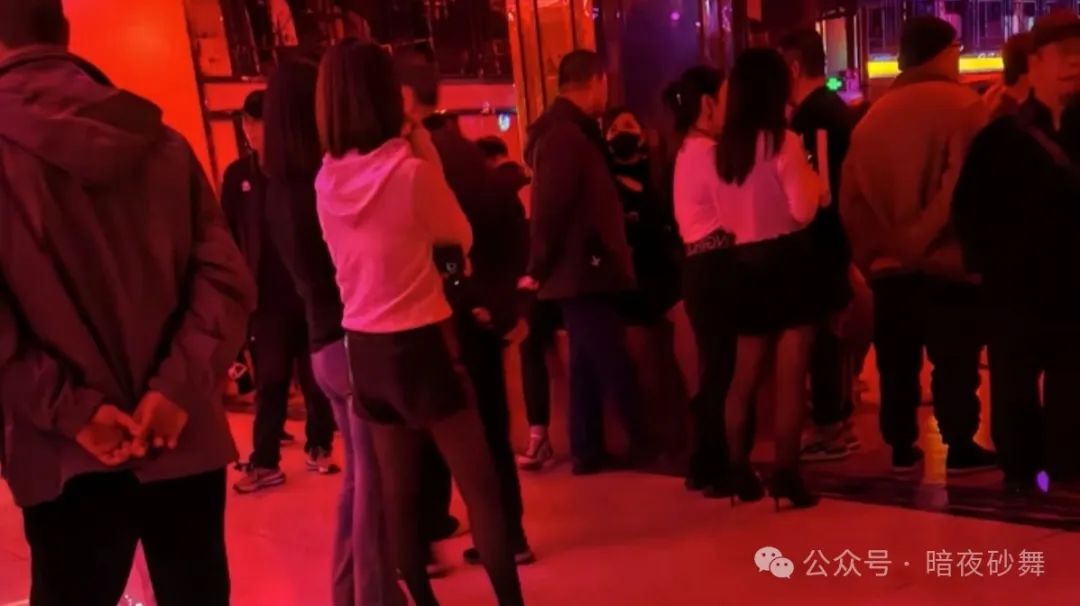 各场次全解析与舞女风貌!西安砂舞厅夜娱会所 第2张
