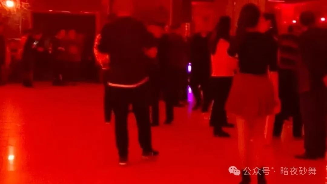各场次全解析与舞女风貌!西安砂舞厅夜娱会所 第4张