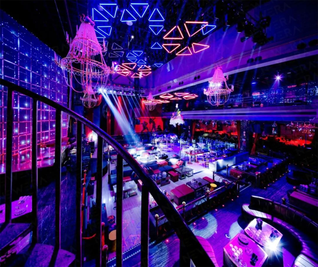 老司机们的深夜盛宴!西安KTV、商K、夜总会总有你喜欢的! 第1张