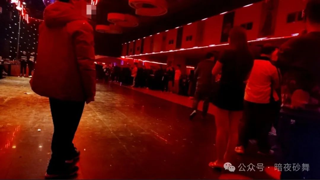 舞厅体验与深度解析,西安砂舞厅会所的神秘之行 第6张