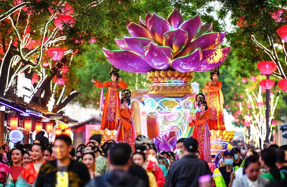 西安夜娱商圈都有哪些地方?晚上都去哪里吃喝玩乐? 第3张