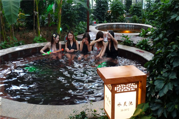 西安温泉洗浴泡澡：推荐西安周边的温泉有哪些？-第30张图片