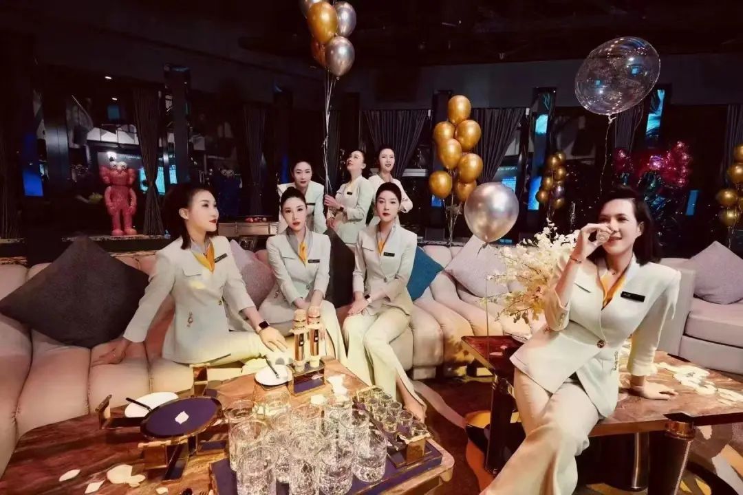 西安商务KTV游戏场，探寻最佳商务KTV唱歌，解锁西安夜生活-第1张图片