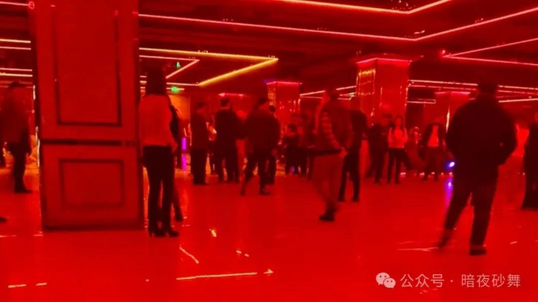 独特的娱乐休闲去处，身心放松，西安砂舞厅全解析！-第3张图片