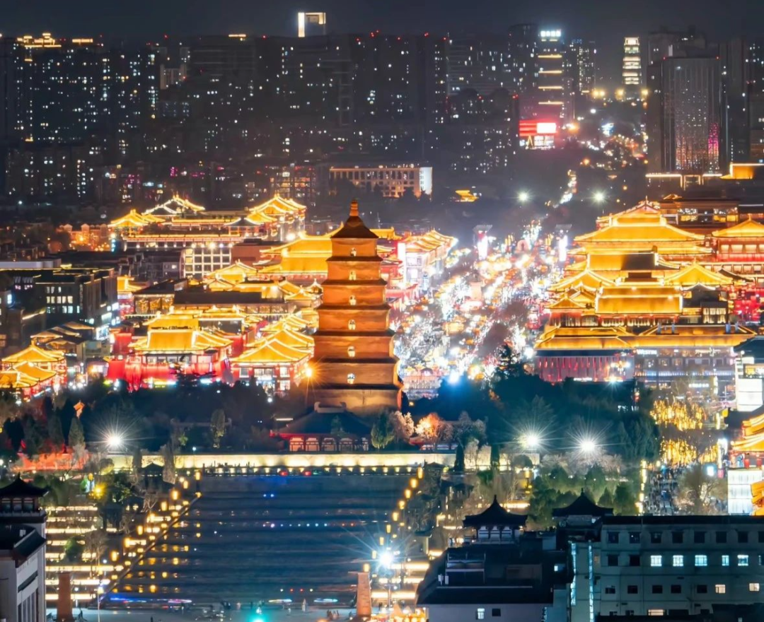 感受千年古都的魅力!西安夜娱生活指南:美食、夜景、娱乐一网打尽 第4张